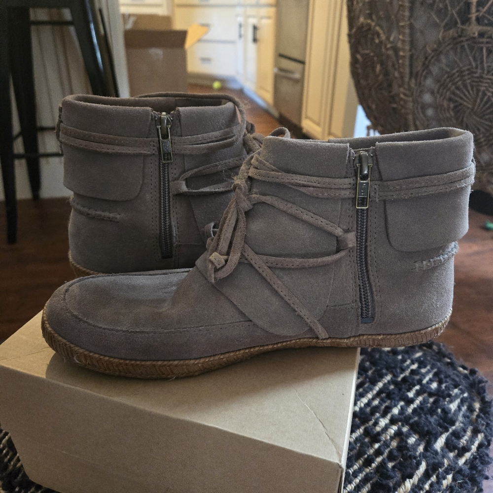 COPY - UGG reid booties